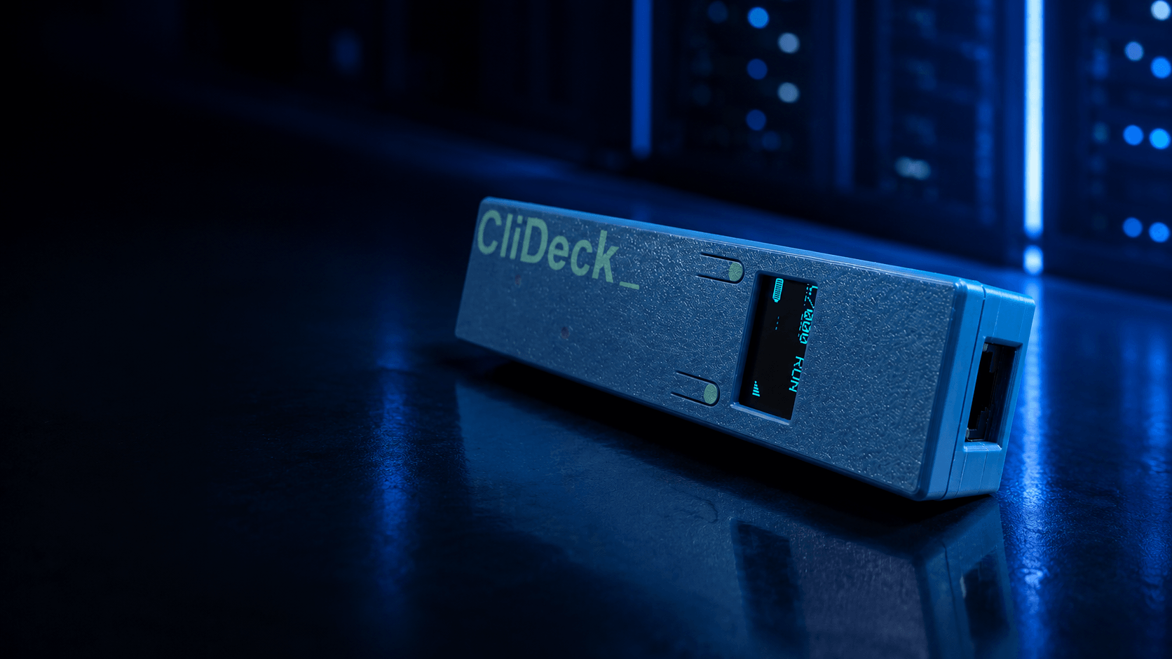 CliDeck Console Server Go pocket-size battery-powered console server with built-in screen and rack-side field workflow